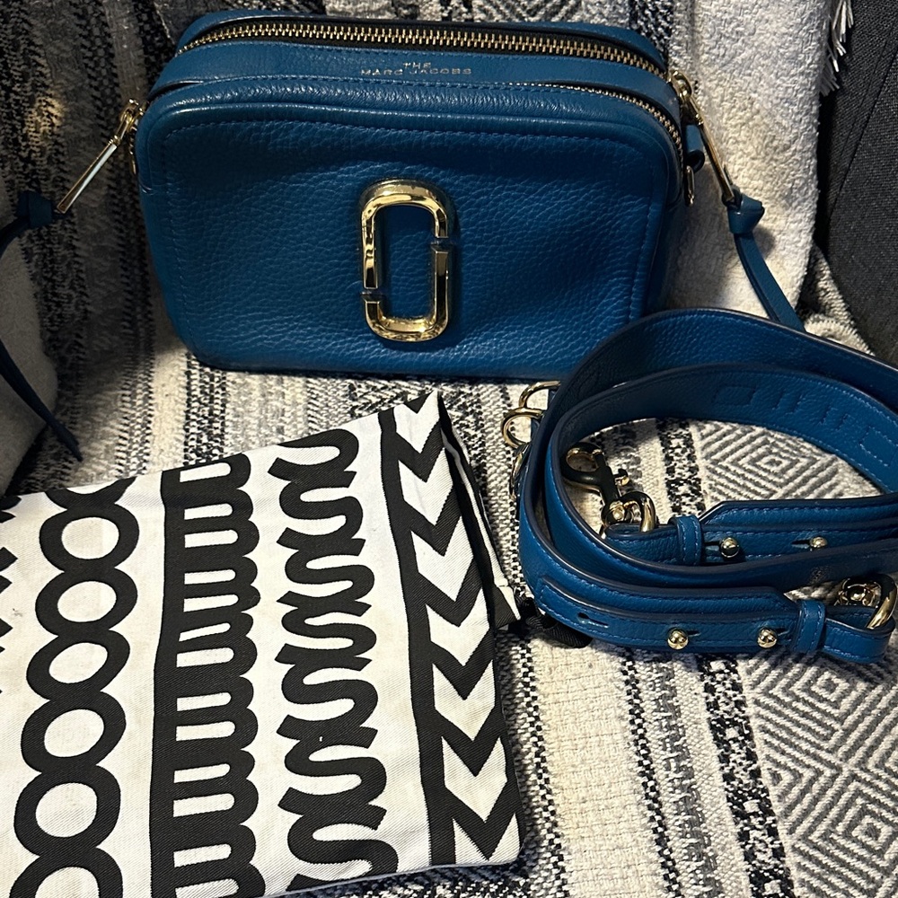 Marc Jacobs Soft Shot 21